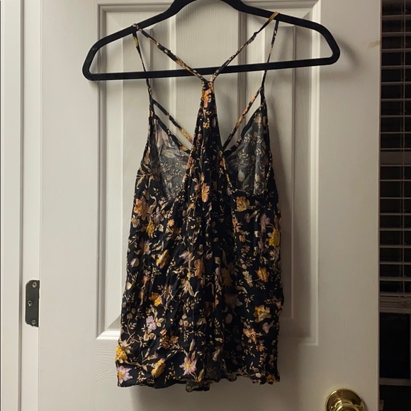 Floral VNeck Tank Top - Picture 3 of 4